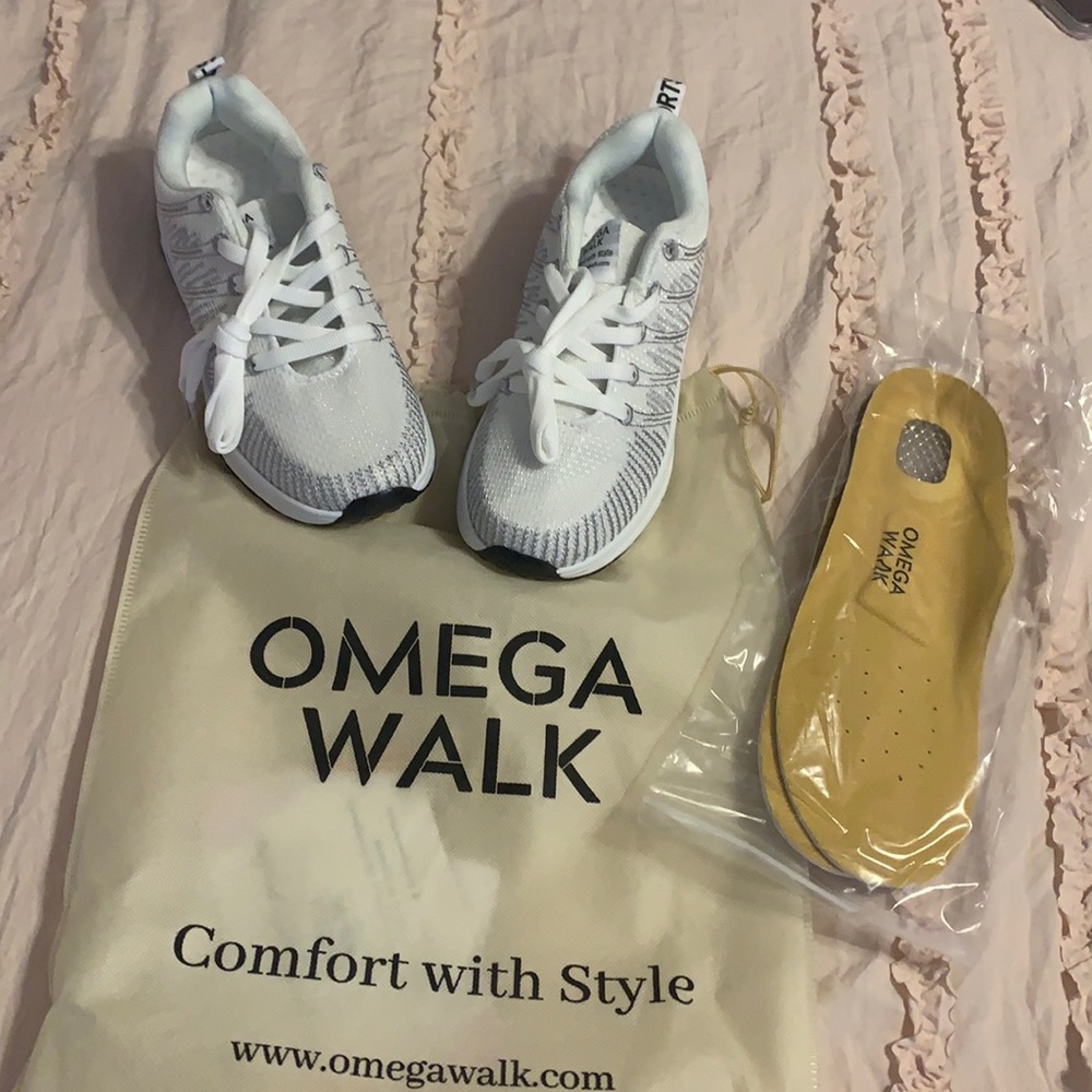 Women’s sneakers